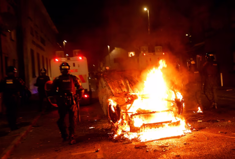 Unrest Continues in Northern Ireland for 3rd Night